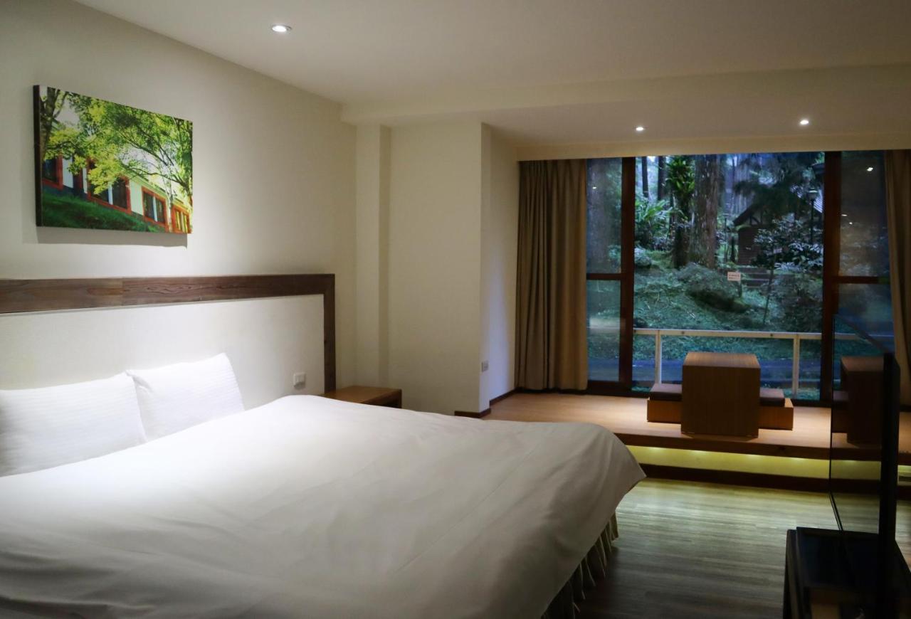 Howard Resort Xitou Лугу Екстериор снимка