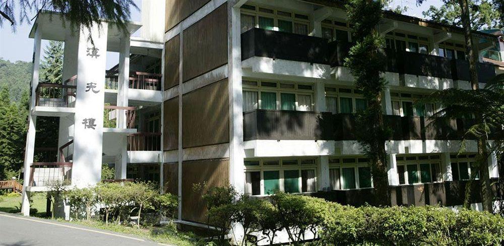 Howard Resort Xitou Лугу Екстериор снимка