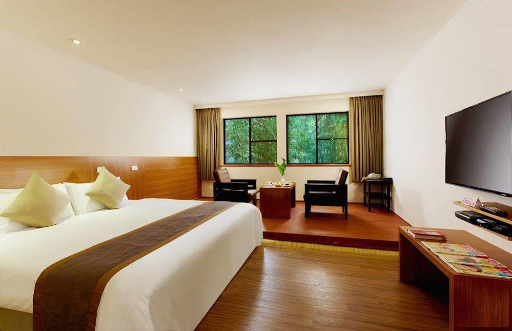 Howard Resort Xitou Лугу Екстериор снимка